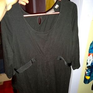 18/20 black dress with ribbon tie